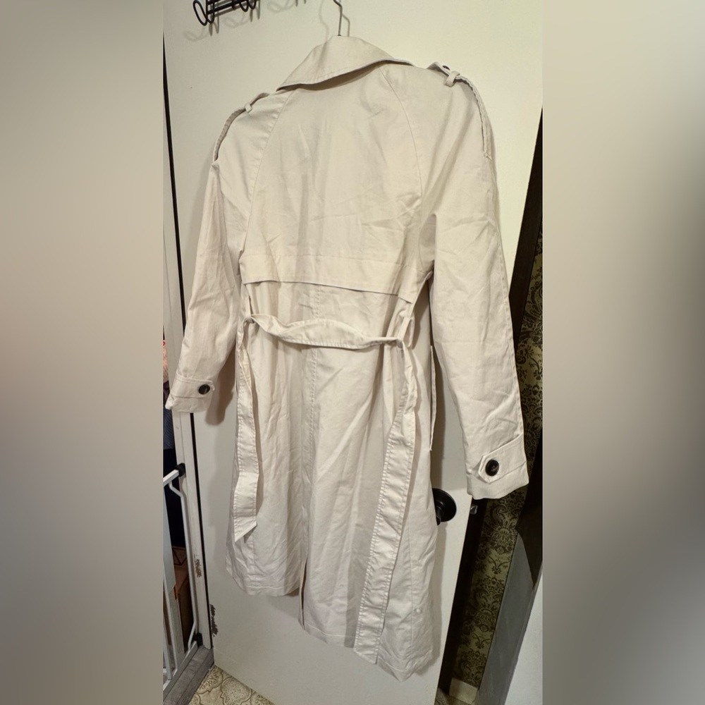 Pull&Bear trench coat // EUC // XS - Picture 8 of 8